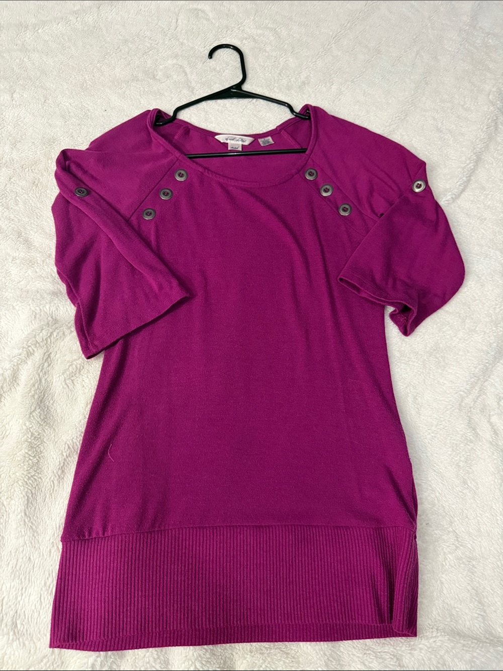 Derek Heart Button-Trim Magenta Knit Tunic